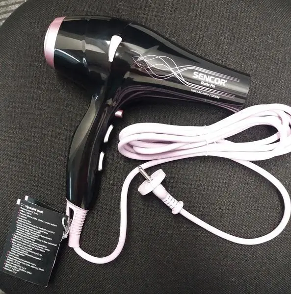 Photo de l’avis officiel: Sencor Hair Dryer Sèche-cheveux — risque: Brûlures & Choc électrique