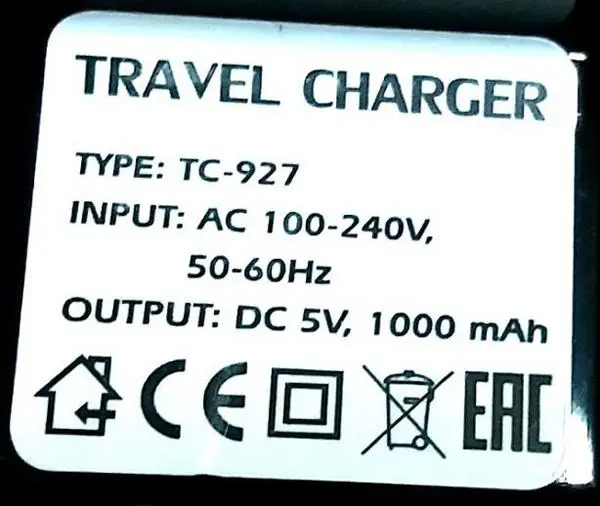 Foto aus der offiziellen Meldung: TRAVEL CHARGER USB-Ladegerät — Risiko: Elektrischer Schlag (A12/0927/19)