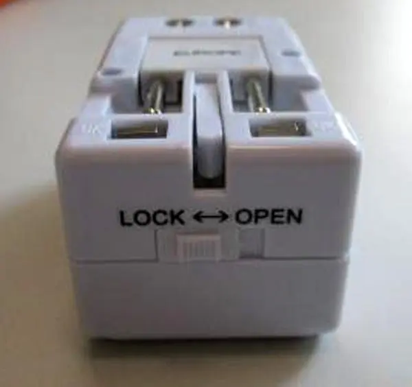 Foto do aviso oficial: Electraline Adaptador — risco: Choque elétrico
