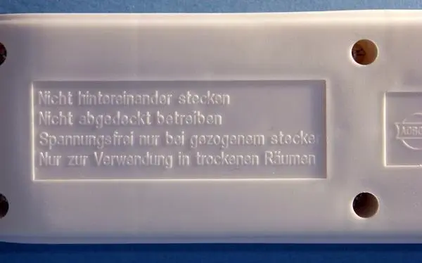 Foto del aviso oficial: AOBOER (on the product) Tischsteckdose / Asztali elosztó Cable de extensión de la red — riesgo: Choque eléctrico