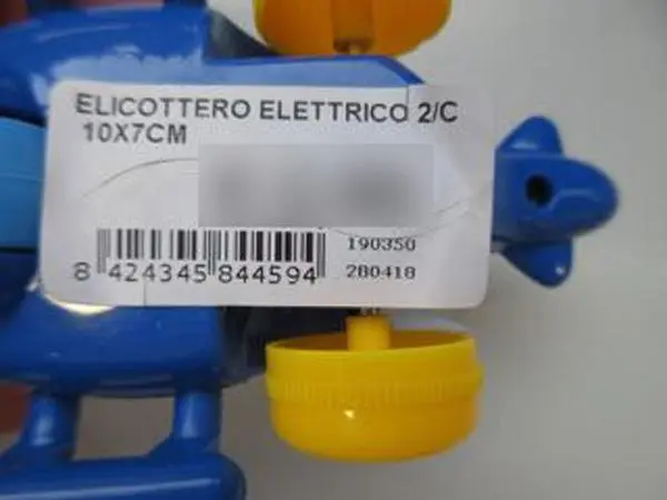 Foto do aviso oficial: Juguetes Industriales Elicottero elettrico Brinquedo de plástico — risco: Engasgamento