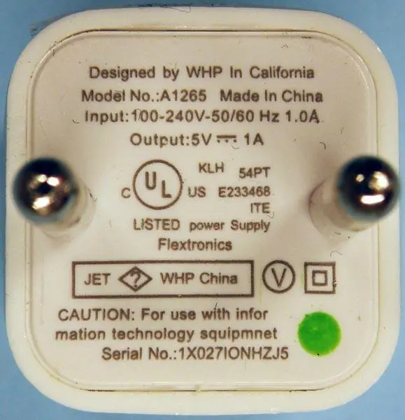Photo de l’avis officiel: Flextronics power supply Chargeur USB — risque: Choc électrique