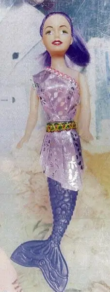 Foto do aviso oficial: KRIS-TAEM Lalka syrenka Boneca de plástico — risco: Químico