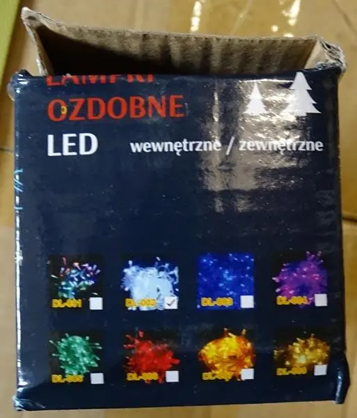 Photo de l’avis officiel: Lampki ozdobne LED Chaîne d’éclairage LED — risque: Choc électrique (A12/1251/19)