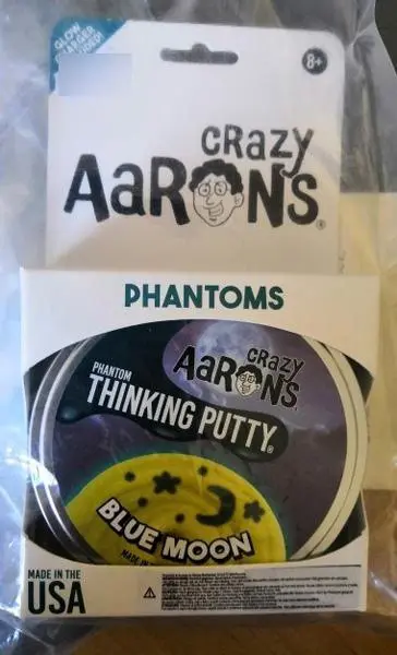 Photo from the official notice: Crazy Aarons Super Glowing Thinking Putty slime toy with uv light — damage to sight risk