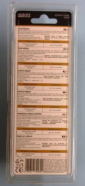 Foto aus der offiziellen Meldung: Delight TRAVEL ADAPTER Reisestecker Adapter Set — Risiko: Elektrischer Schlag