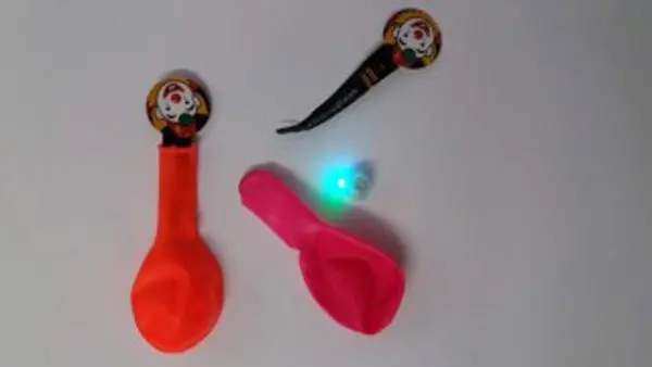 Foto do aviso oficial: Lelukulma LED ilmapalloa Balão com luz LED — risco: Ferimentos