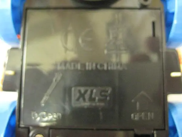 Photo from the official notice: XLS Xiaoleshi Toys Vehicle Super Toy Car — environment risk