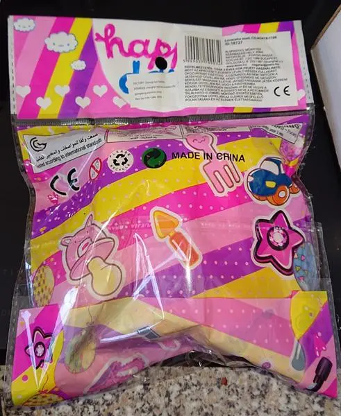 Photo de l’avis officiel: Happy Day Ensemble de jouets en plastique — risque: Risque chimique