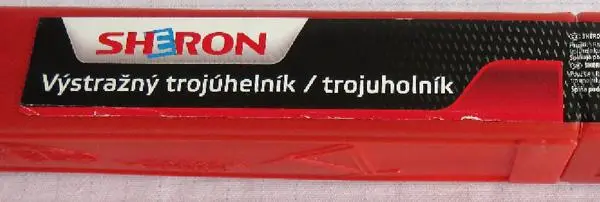 Photo from the official notice: SHERON, YG Výstražný trojúhelník/trojuholník warning triangle — injuries risk