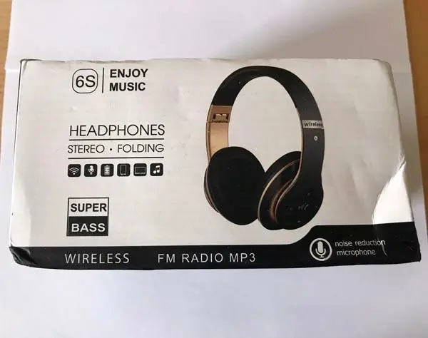 Foto uit de officiële melding: Headphones Bluetooth-headset — risico: Milieu