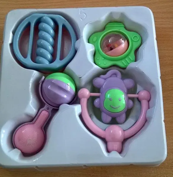 Foto do aviso oficial: Funny Toys Baby sway bell Jogo de brinquedo chocalho — risco: Engasgamento (A12/1571/19)