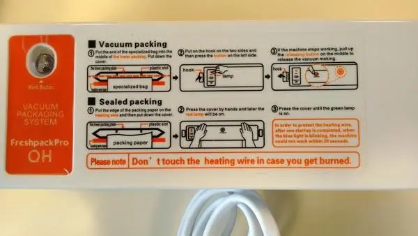 Photo from the official notice: Xin Boa long FreshpackPro-QH vacuum packing machine — electric shock risk