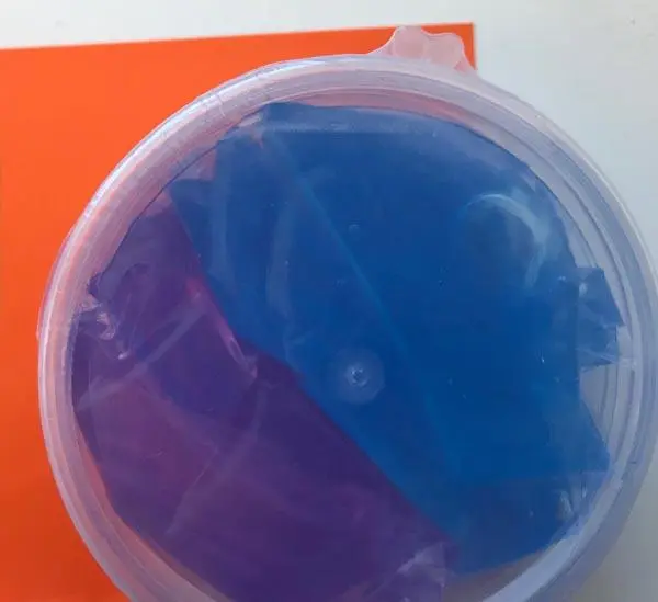 Photo de l’avis officiel: Two coloured slime Jouet slime — risque: Risque chimique