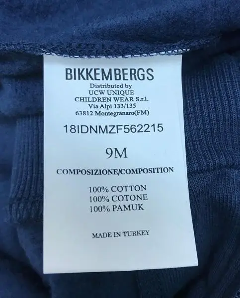 Photo de l’avis officiel: BIKKEMBERGS Ensemble de vêtements pour enfants — risque: Etranglement (A12/1706/19)