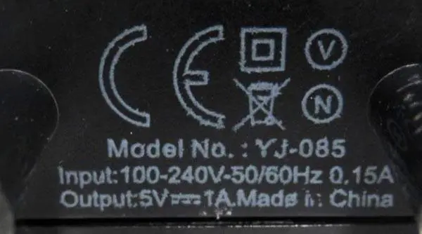 Foto aus der offiziellen Meldung: OKCS OKCS USB Ladegerät Adapter — Risiko: Elektrischer Schlag