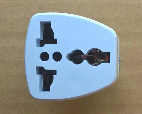 Photo de l’avis officiel: Chainbelt Drive Garage Door Opener Ouvre-porte de garage — risque: Choc électrique & Incendie