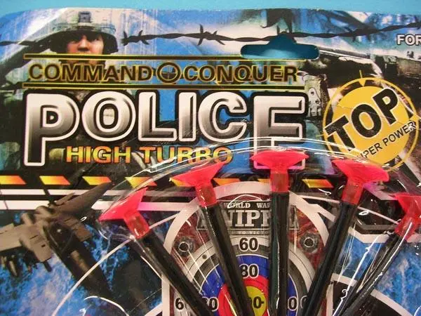 Photo de l’avis officiel: Police High Turbo Jeu de pistolet à jouet — risque: Risque chimique & Étouffement