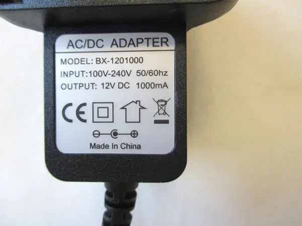 Photo de l’avis officiel: AC/DC ADAPTER Alimentation électrique — risque: Choc électrique