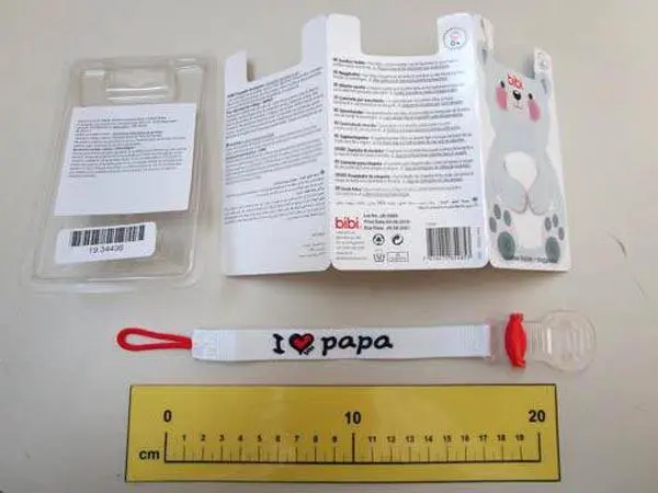 Photo from the official notice: Bibi Soother holder — choking risk (A11/0080/19)