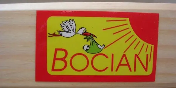 Photo de l’avis officiel: BERGON / Bocian BOBAS fa etetőszék ('Wooden high chair') Chaise haute pour enfants — risque: Blessures