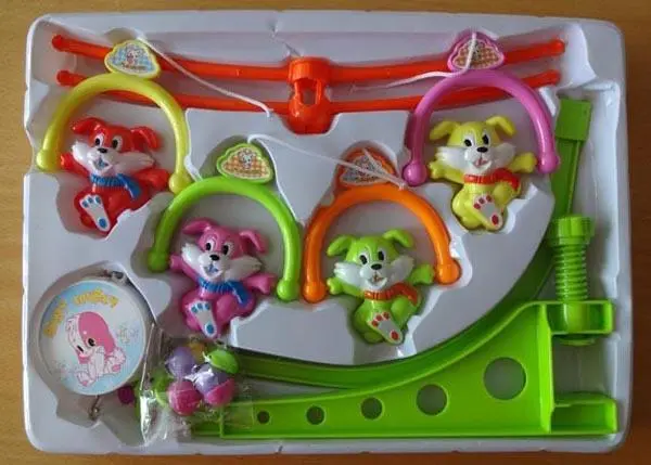 Photo from the official notice: Sweet Cuddles Musical Cot Mobile — choking risk
