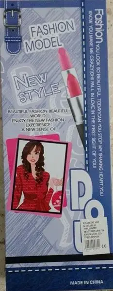 Foto do aviso oficial: Fashion Model Boneca de plástico com acessórios — risco: Químico