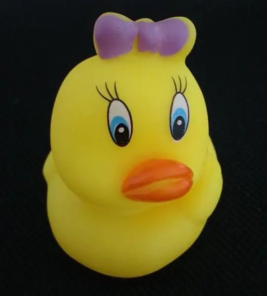 Photo de l’avis officiel: Xihua Toys Yellow Duck Jouet de bain — risque: Risque chimique (A12/1477/17)