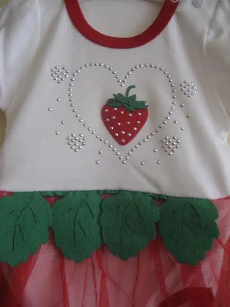 Photo de l’avis officiel: Beyaz Robe d’enfant — risque: Étouffement