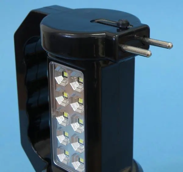 Photo de l’avis officiel: Hl Lampe LED portable — risque: Choc électrique & Incendie