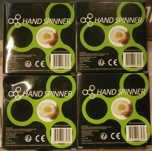 Foto uit de officiële melding: MGC Factory spinner HAND SPINNER LUMINEUX Fidget spinner — risico: Verwonding
