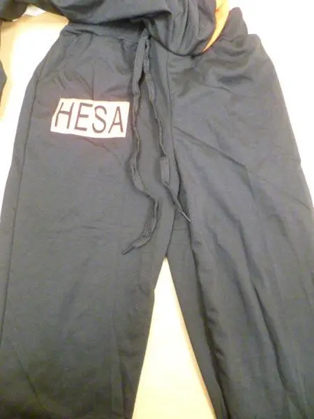Foto aus der offiziellen Meldung: KWS Kinder Freizeitoutfit — Risiko: Verletzungen (A12/1743/17)
