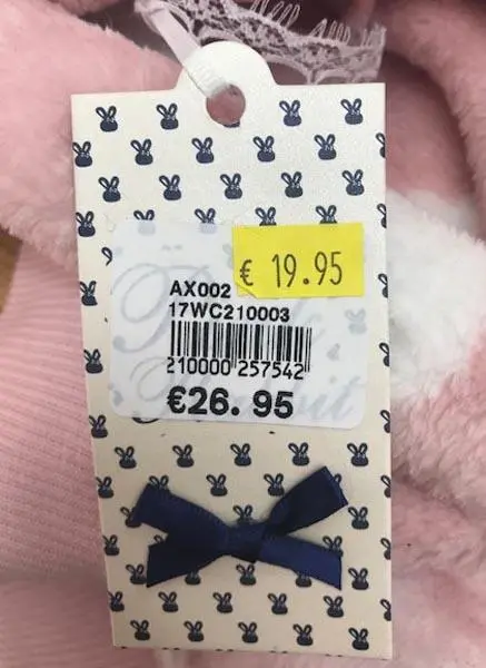 Foto do aviso oficial: Pink Rabbit Pijama feminina — risco: Estrangulamento