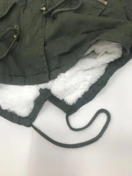 Photo de l’avis officiel: Sweet Junior Veste des filles — risque: Blessures