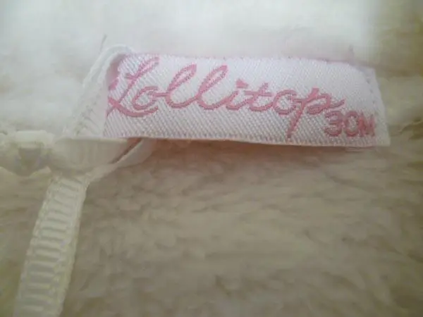 Foto aus der offiziellen Meldung: F &amp; Y Kids Kinderkleidungsset — Risiko: Ersticken