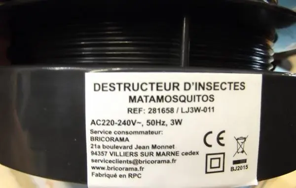 Photo de l’avis officiel: DESTRUCTEUR D'INSECTES Lampe de tueur d’insectes — risque: Choc électrique