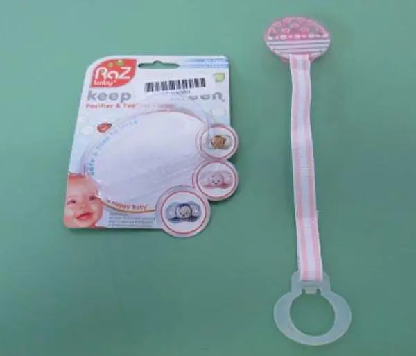 Photo de l’avis officiel: RAZBABY keep-it-kleen Support de sucette — risque: Étouffement