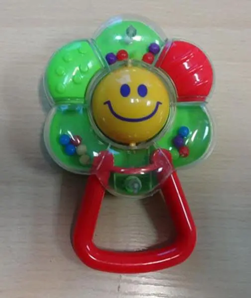 Foto aus der offiziellen Meldung: meibeile Baby rattle set Rassel — Risiko: Ersticken