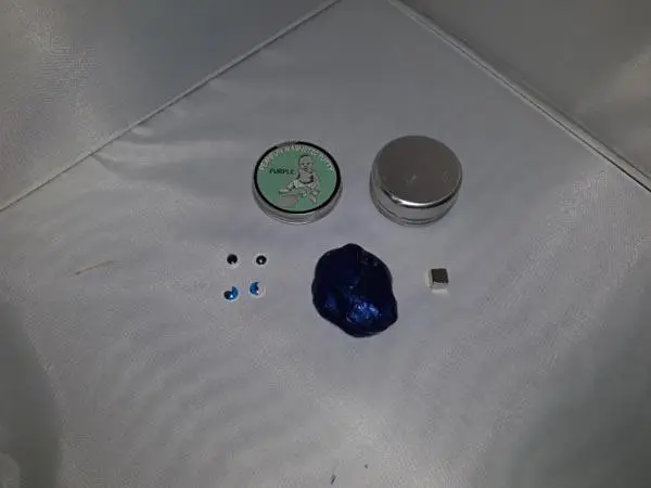Photo from the official notice: Peanfun Peanfun Magnetic Putty — choking & injuries risk