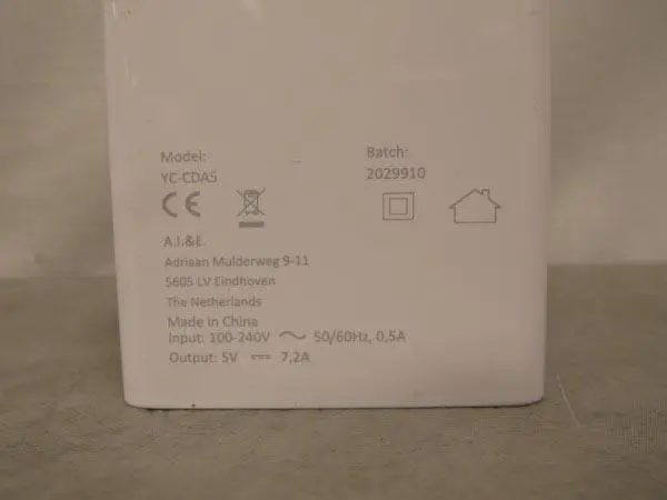 Photo de l’avis officiel: Grundig / A.I. &amp; E. USB POWER ADAPTOR Chargeur USB — risque: Choc électrique