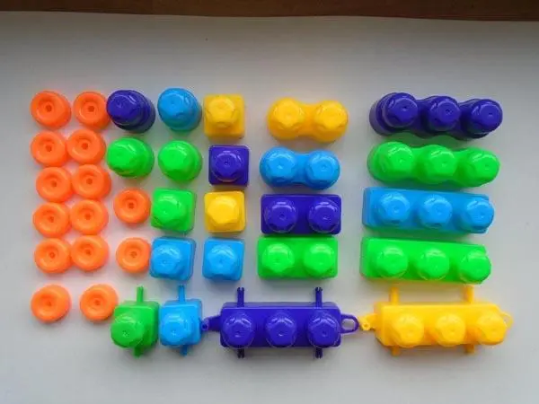 Photo de l’avis officiel: TOYS Kit de blocs de construction — risque: Étouffement