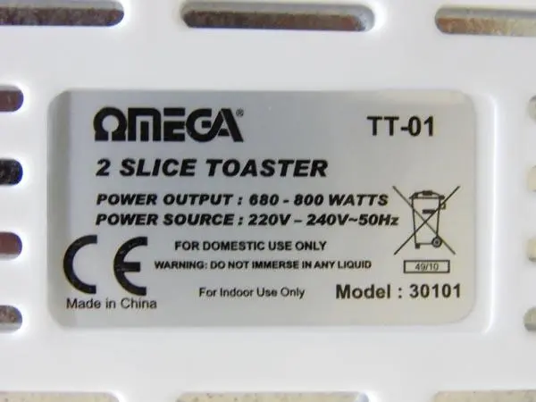 Photo from the official notice: Omega 2 SLICE TOASTER — burns & fire risk