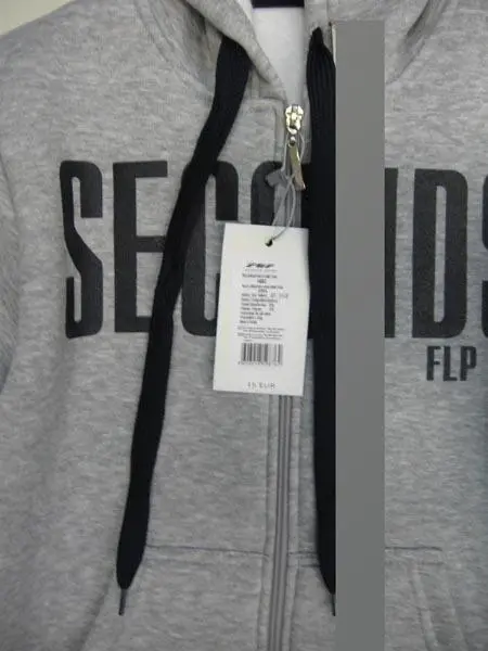 Foto uit de officiële melding: Filip kid's fashion (fkf) JOPICA Kinderjasje — risico: Verwurging