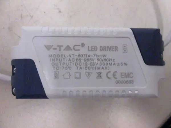 Foto do aviso oficial: V-TAC LED Panellight Luz de teto LED — risco: Choque elétrico
