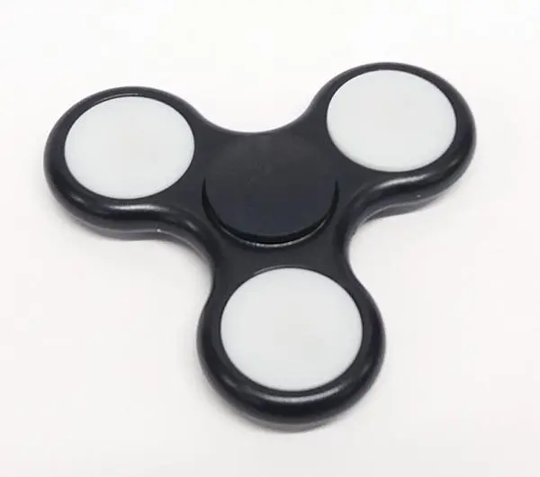 Photo de l’avis officiel: HAND SPINNER Fidget spinner — risque: Blessures (A12/0281/18)