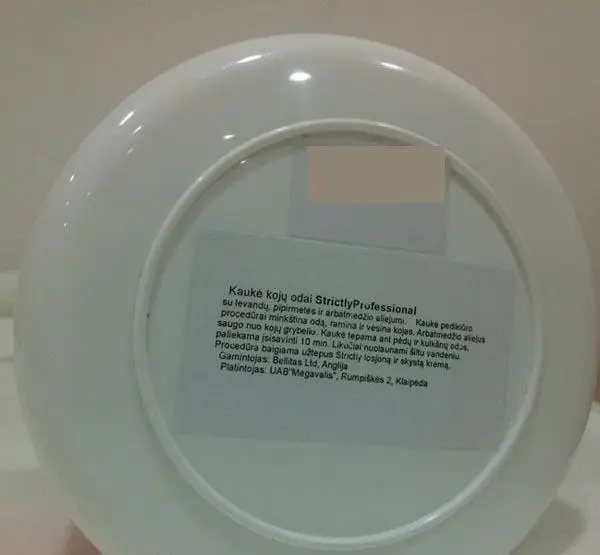 Photo de l’avis officiel: Strictly professional Skin pedicure mask Masque de pédicure — risque: Risque chimique