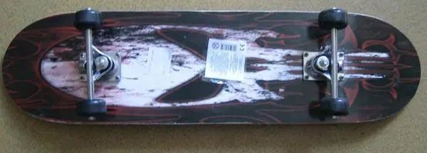 Photo de l’avis officiel: Skateboard — risque: Blessures
