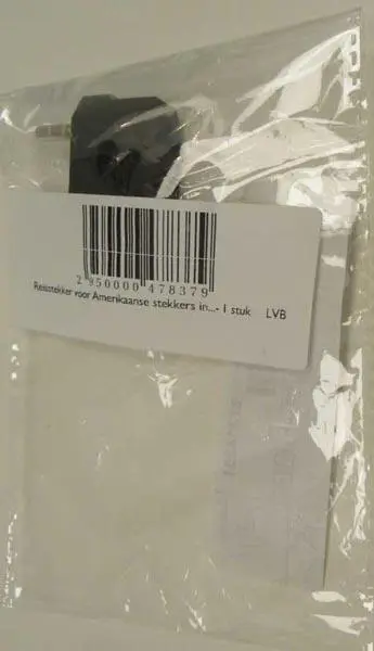 Foto do aviso oficial: Adaptador de plugue de viagem — risco: Choque elétrico