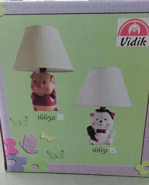 Photo de l’avis officiel: Vidik Lampe de table — risque: Brûlures & Étouffement