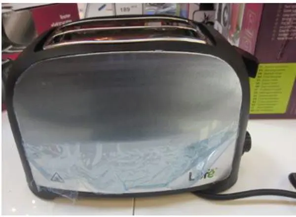 Photo from the official notice: Lafe Toster elektryczny electric toaster — burns risk